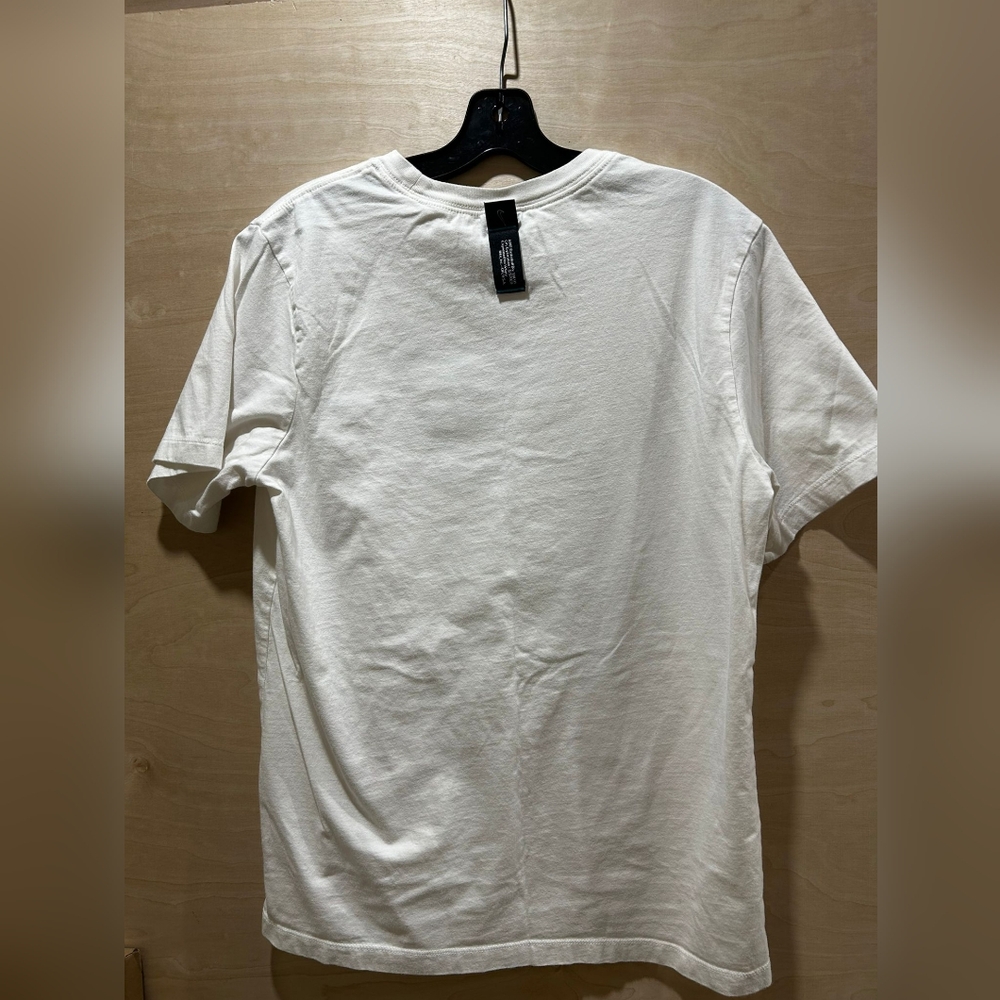 Nike Basketball White Graphic Tee - Picture 2 of 6